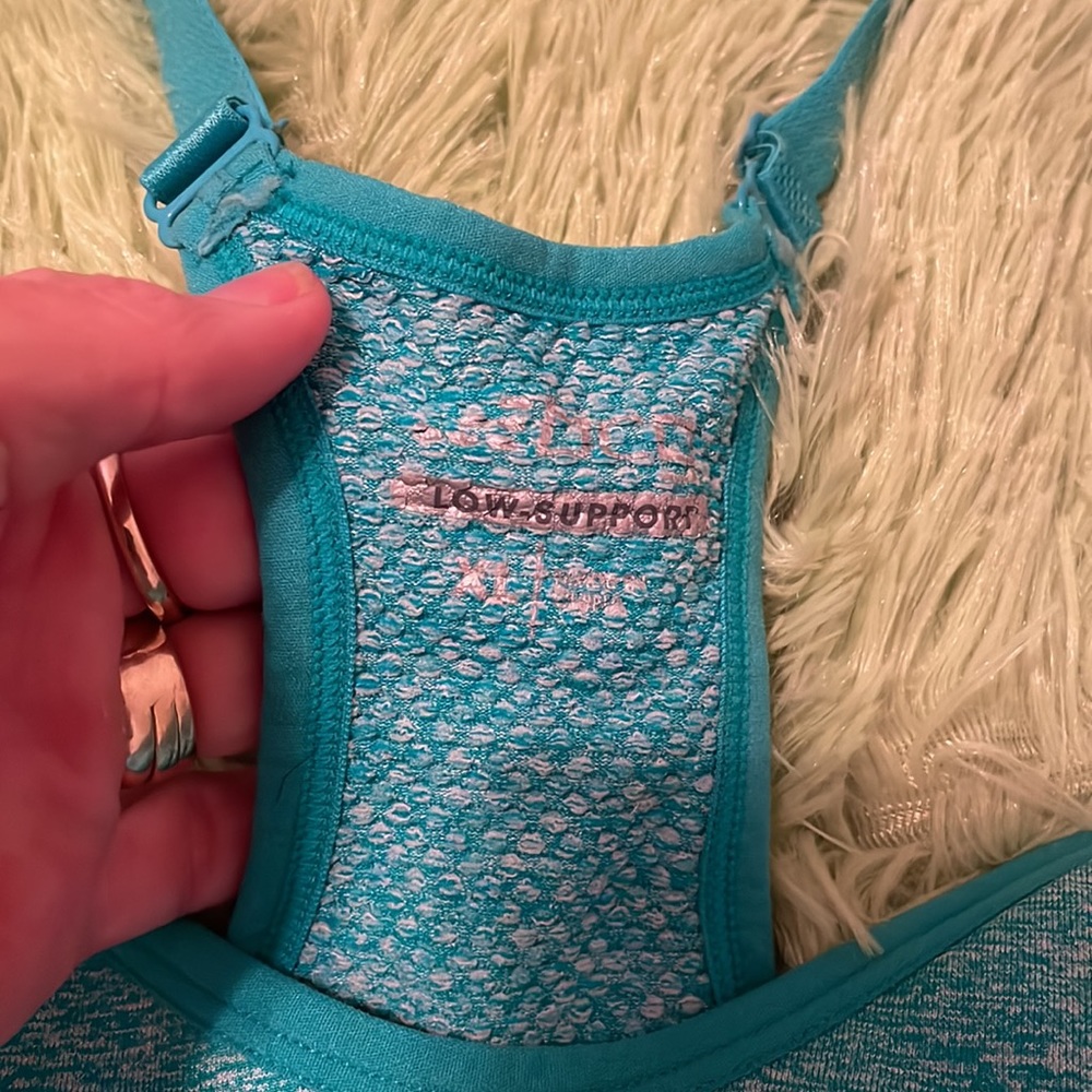 Sports bra and Tank Bundle - Picture 3 of 6